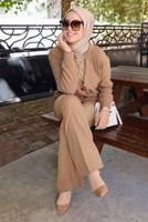 Tesettür giyim TABA KENDİNDEN DESENLİ DÜĞMELİ TRİKO HIRKA 01222 