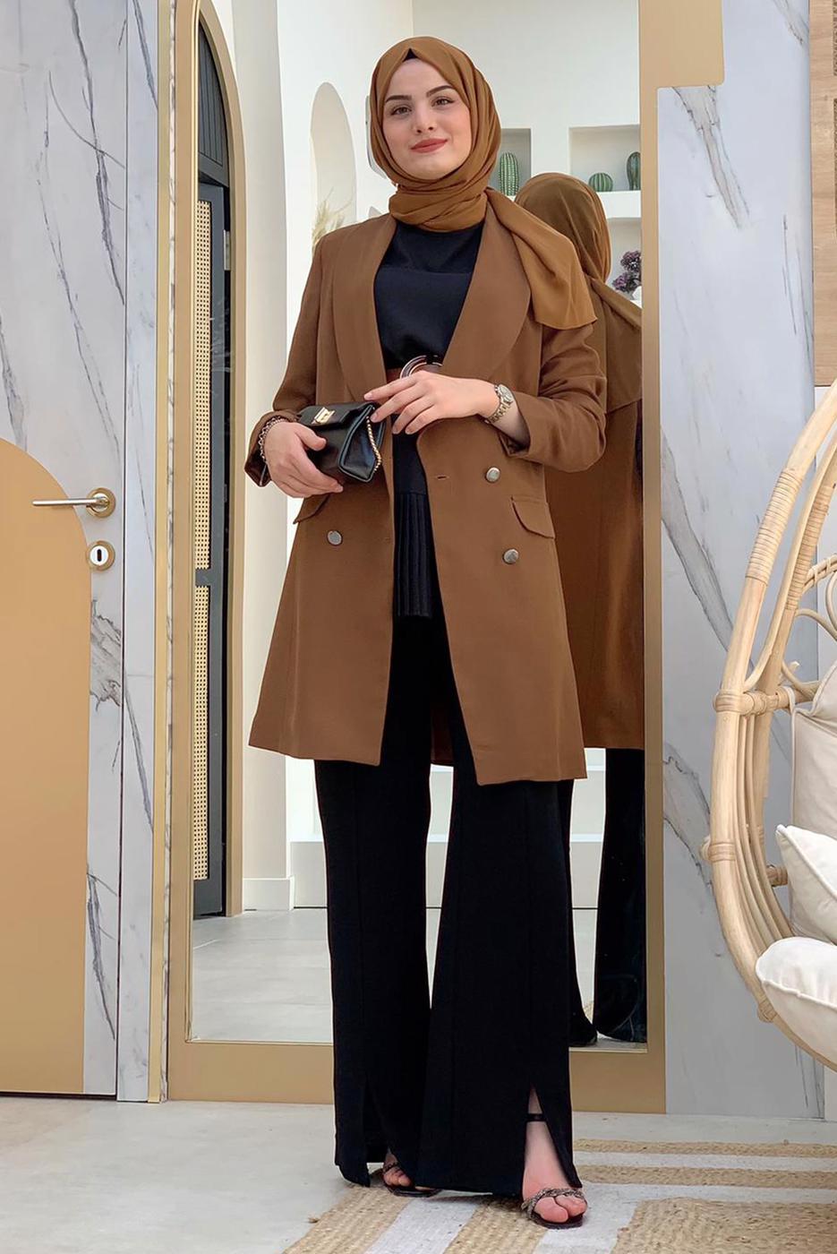 Vêtements hijab BRUN VESTE REMBOURRÉE À BOUTONS T 0667