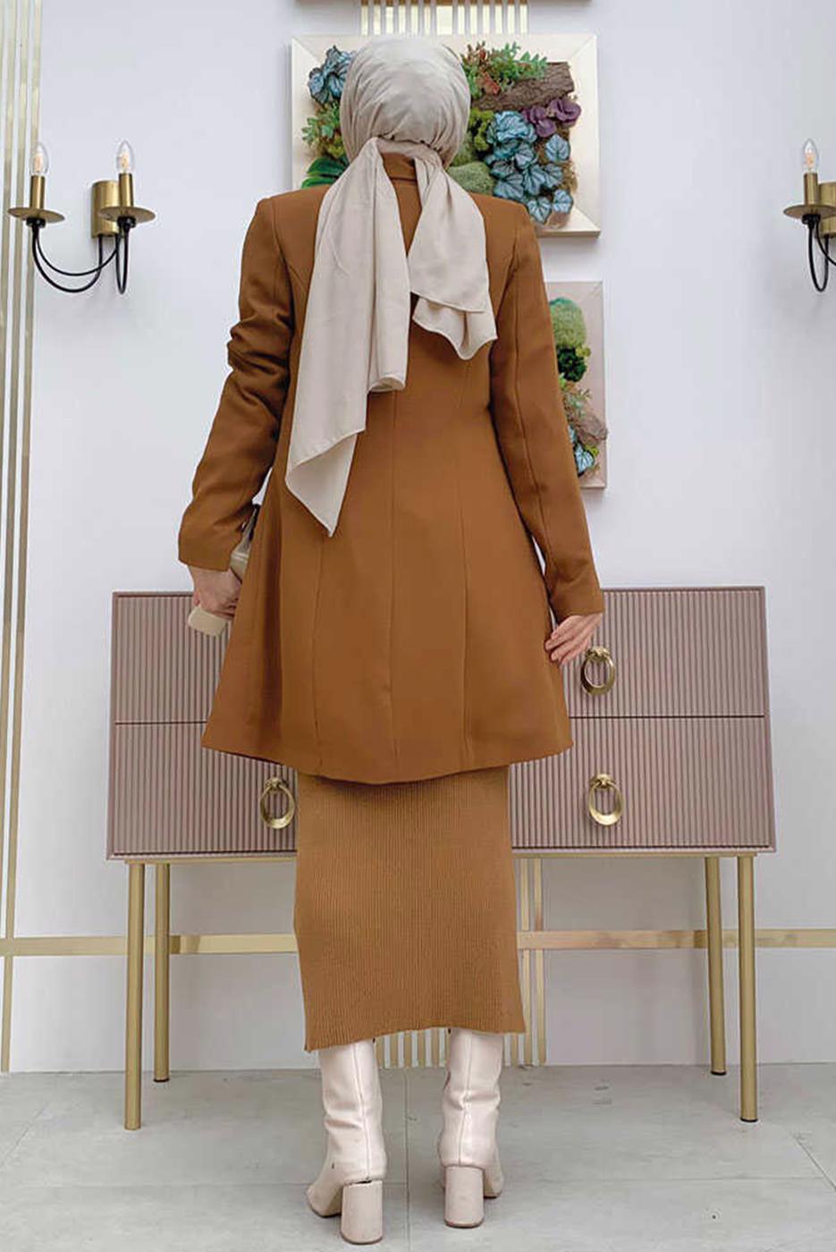 Tesettür giyim TABA VATKALI DÜĞMELİ CEKET T 0667