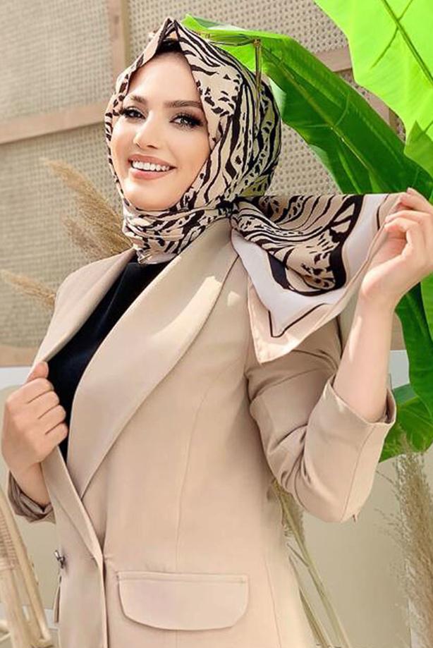 Tesettür giyim BEJ VATKALI DÜĞMELİ CEKET T 0667 - TRENDTESETTÜR