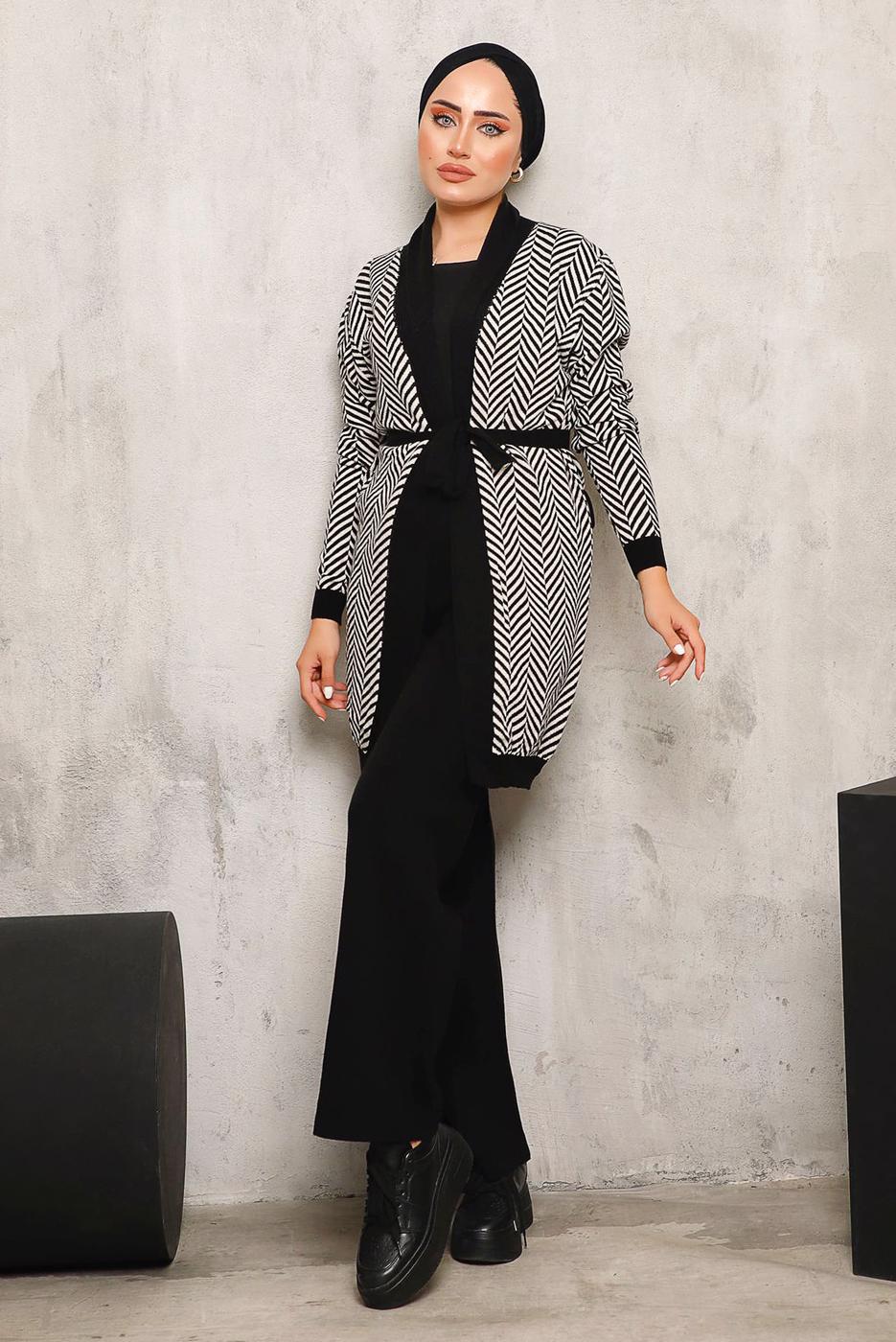 Tesettür giyim SİYAH KUŞAKLI DESENLİ TRİKO HIRKA 1692 