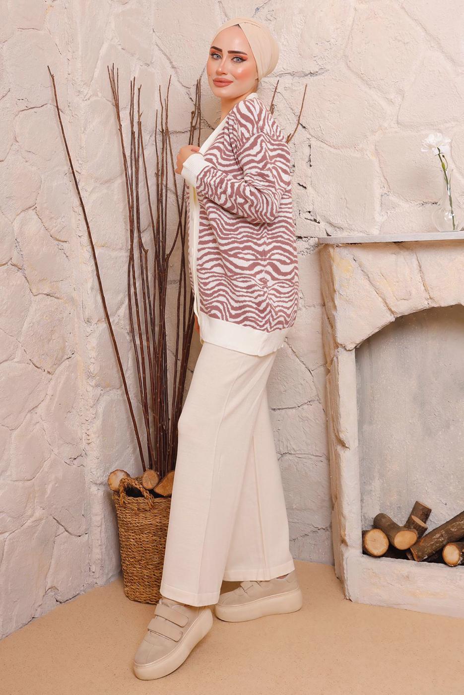 Tesettür giyim TURUNCU ZEBRA DESENLİ TRİKO HIRKA 3892	