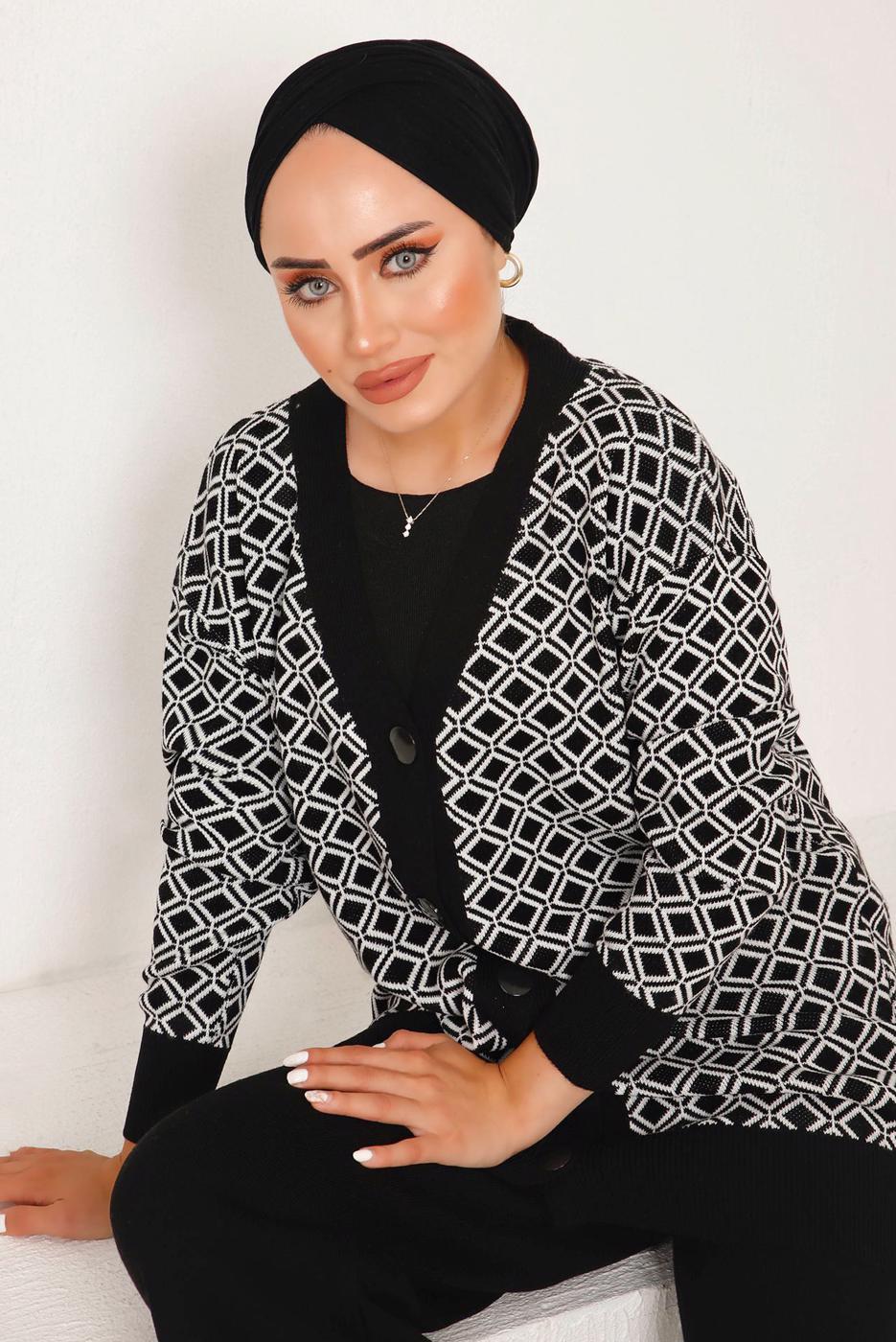 Tesettür giyim SİYAH BAKLAVA DESENLİ TRİKO HIRKA 4792 