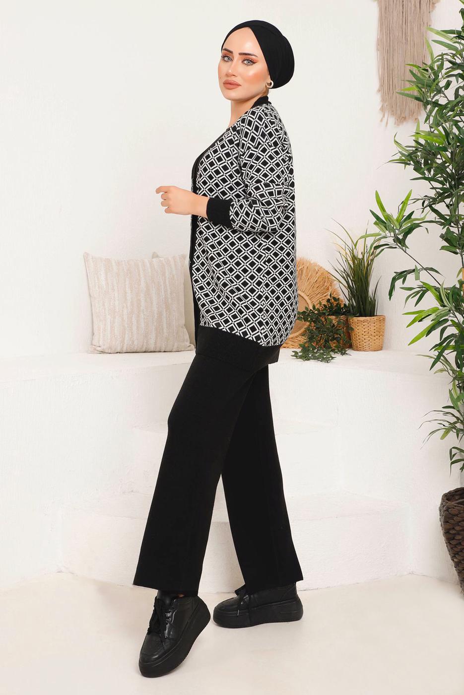 Tesettür giyim SİYAH BAKLAVA DESENLİ TRİKO HIRKA 4792 