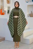 Tesettür giyim HAKİ ÇİZGİLİ SİMLİ YARASA KOL TRİKO HIRKA 5034 