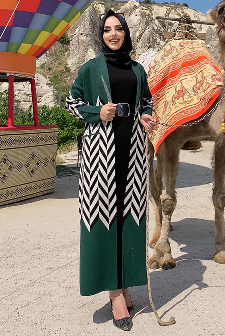 Tesettür giyim YEŞİL DESENLİ TRİKO CEKET 5622 