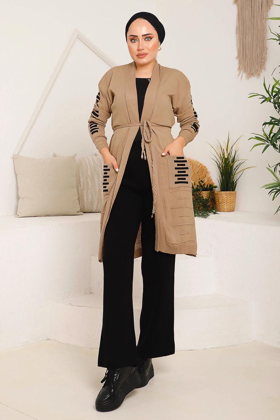 Tesettür giyim KAHVE CEPLERİ ÇİZGİ DETAYLI TRİKO HIRKA 8392 