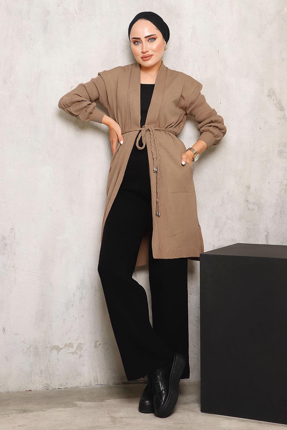 Tesettür giyim KAHVE CEPLİ KUŞAKLI TRİKO HIRKA 9392 