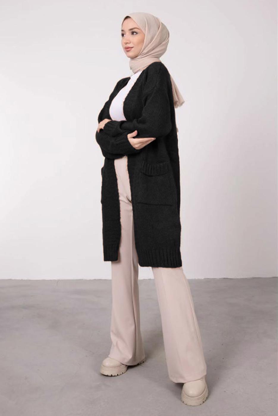 Tesettür giyim SİYAH CEPLİ UZUN TRİKO HIRKA 9903 