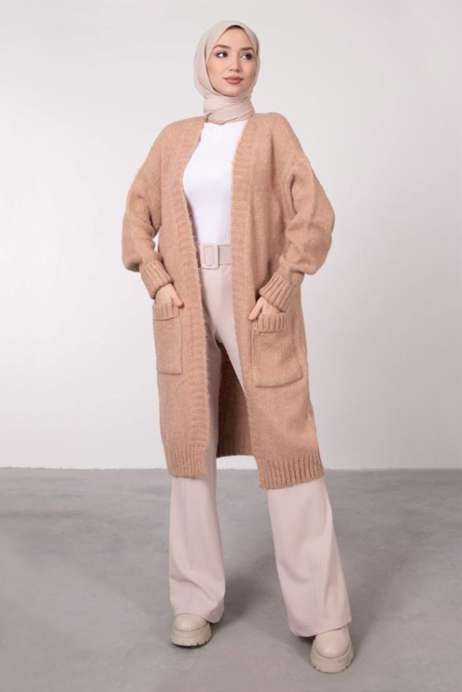 Tesettür giyim KAHVE CEPLİ UZUN TRİKO HIRKA 9903 