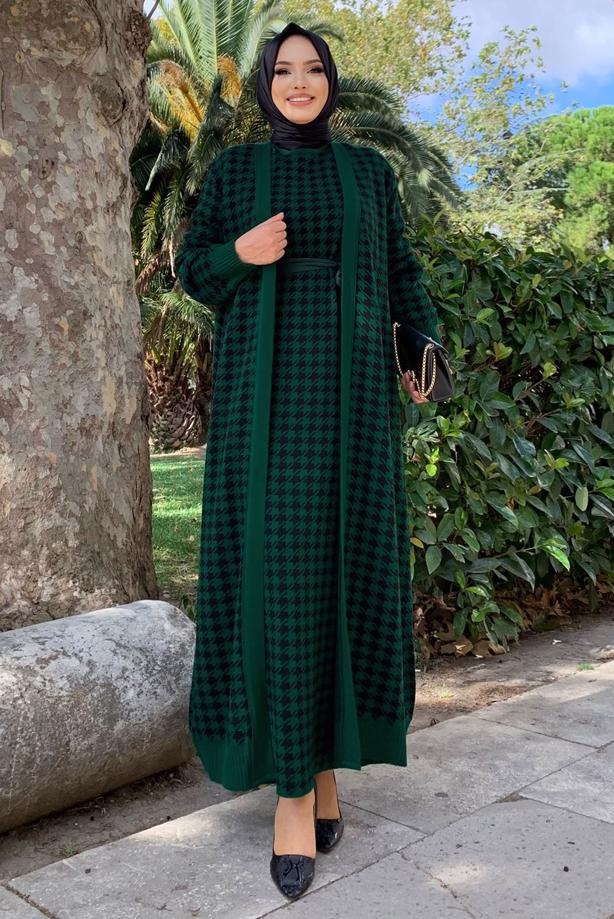 Vêtements hijab VERT COSTUME EN MAILLE TEXTURÉE PIED-DE-POULE AVEC CEINTURE 10112 - TRENDTESETTÜR