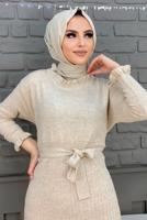 Tesettür giyim BEJ ETEĞİ PİLİSELİ TRİKO ELBİSE 00271	