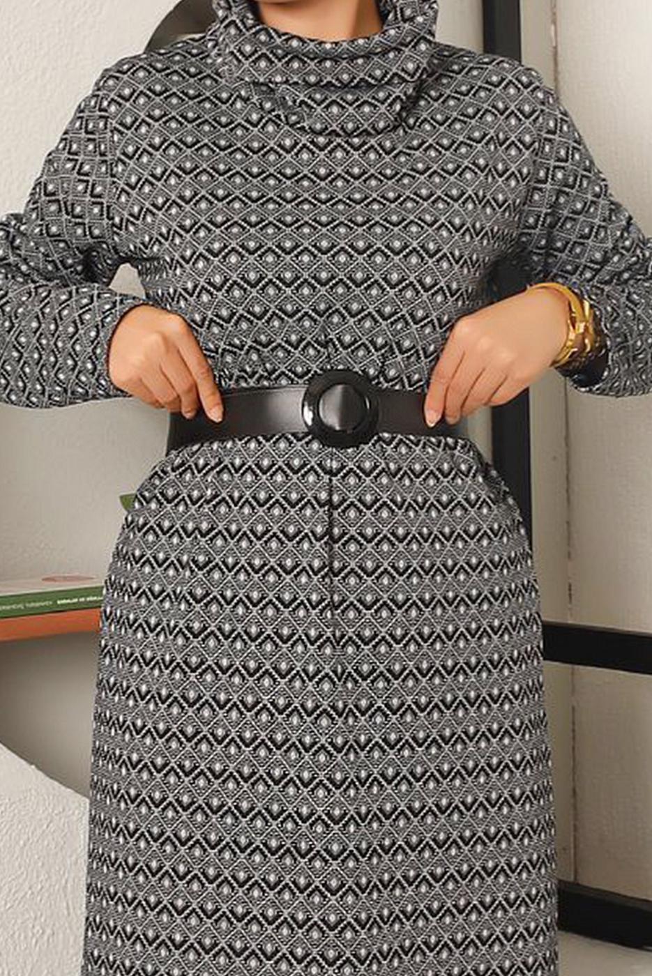 Tesettür giyim SİYAH ETNİK DESENLİ KEMERLİ ELBİSE 0182 