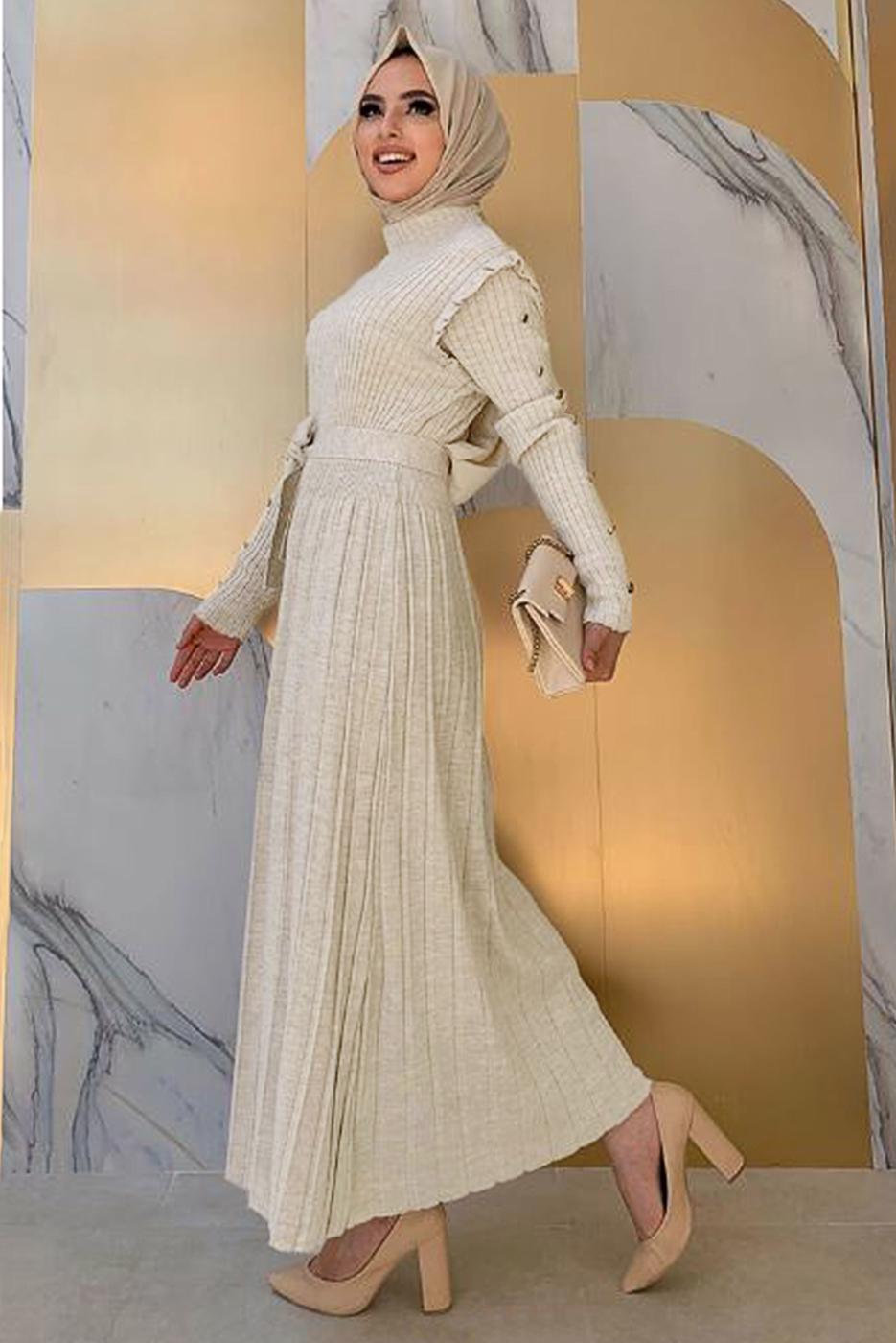 Tesettür giyim BEJ PİLELİ FIRFIRLI TRİKO ELBİSE T 40222