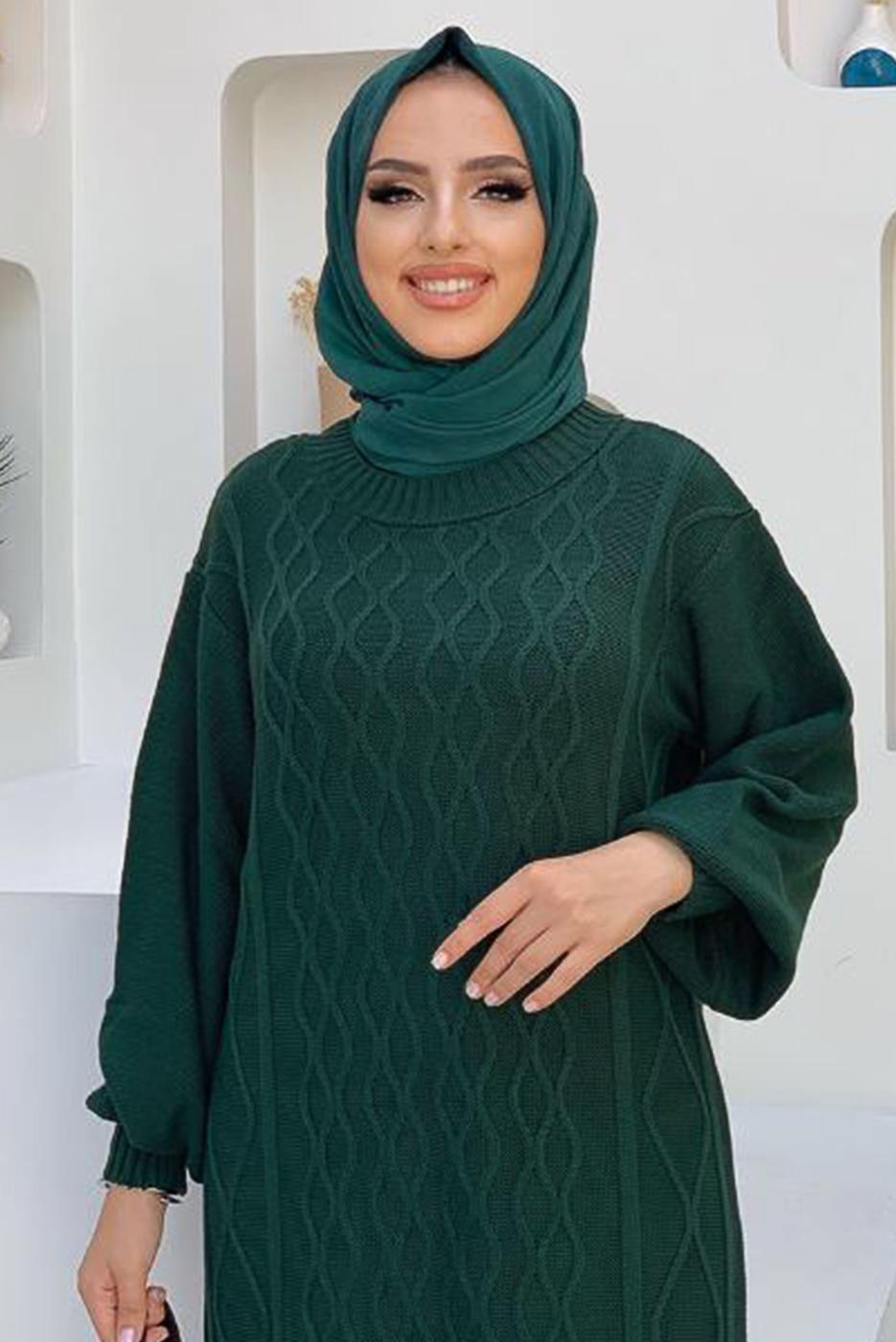 Tesettür giyim YEŞİL KENDİNDEN DESENLİ ÖRGÜ ELBİSE 51102	