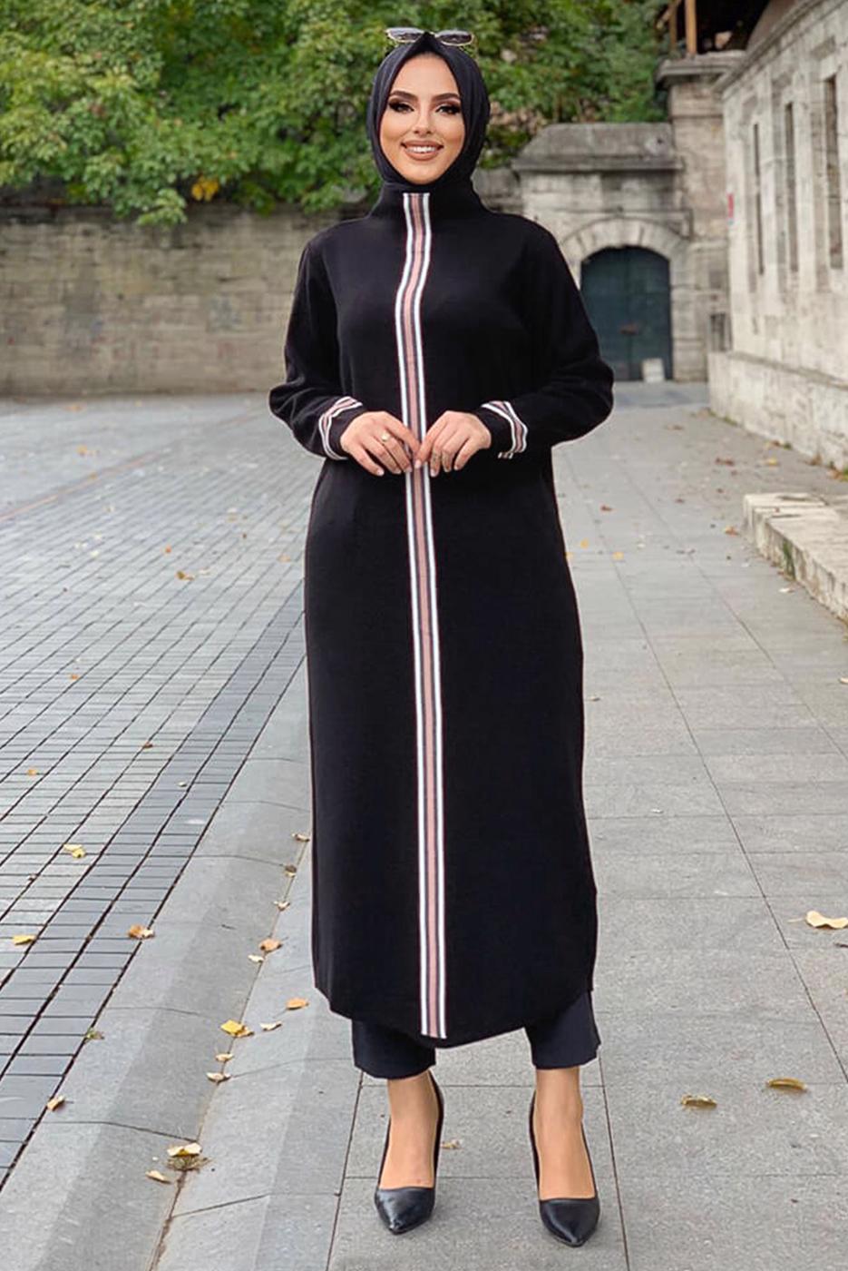 Tesettür giyim SİYAH ŞERİT DETAYLI TRİKO ELBİSE 5132 