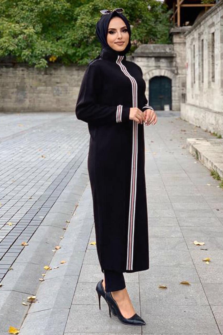 Tesettür giyim SİYAH ŞERİT DETAYLI TRİKO ELBİSE 5132 