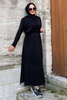 Tesettür giyim SİYAH YANLARI YIRTMAÇLI KAPÜŞONLU TRİKO ELBİSE 90102	