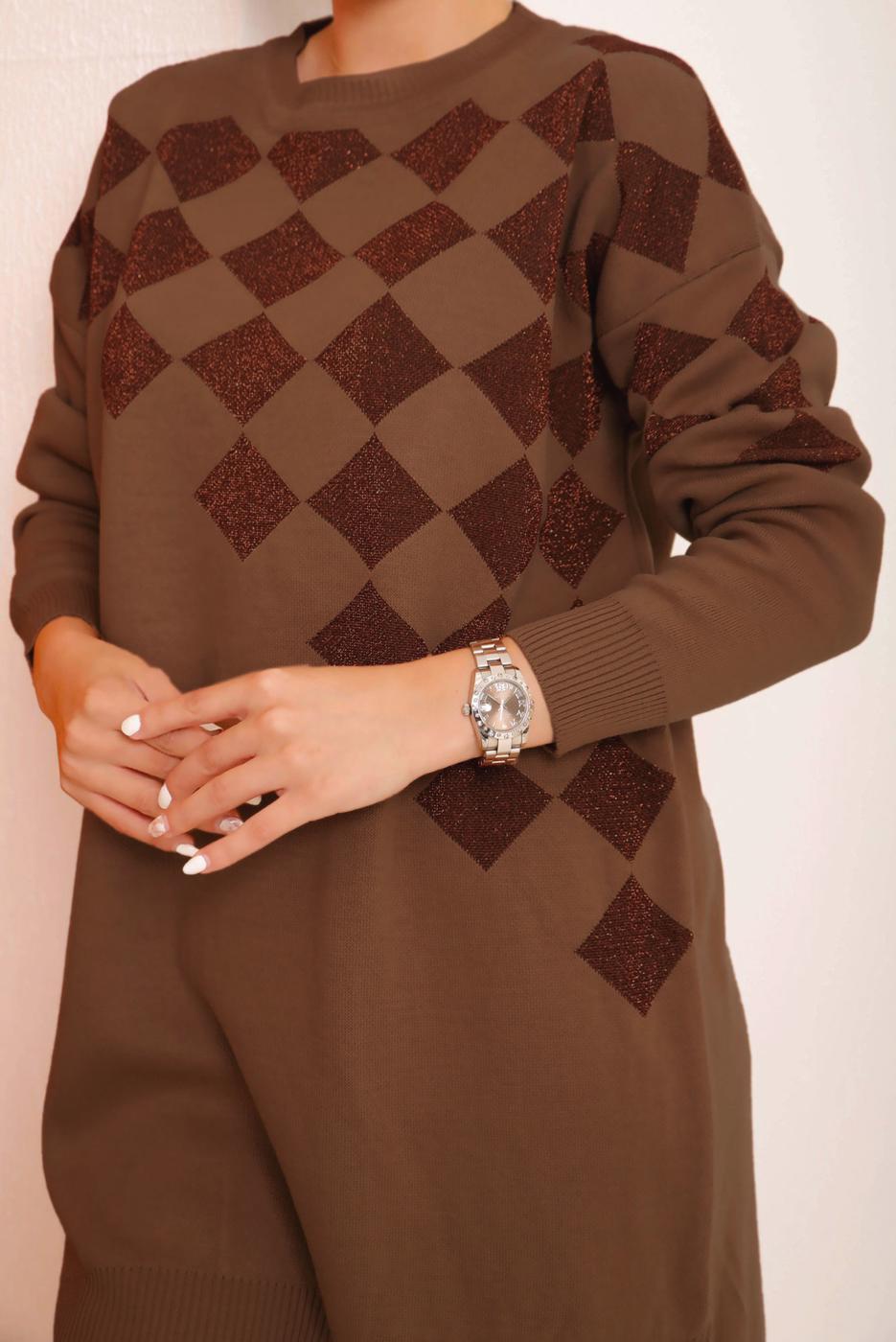 Tesettür giyim KAHVE SİMLİ KARE DESENLİ PANTOLONLU TRİKO TAKIM 1592	