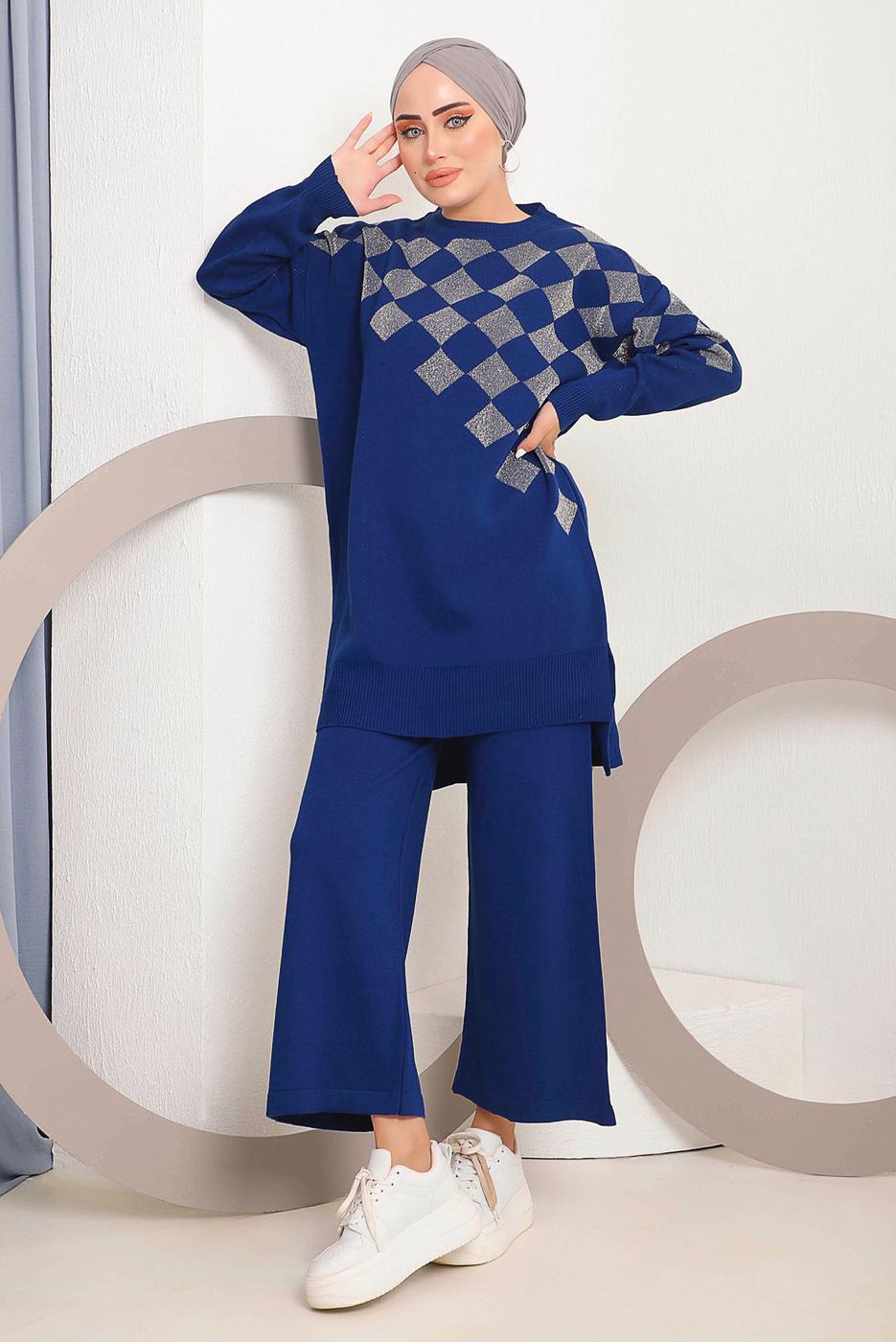 Tesettür giyim LACİVERT SİMLİ KARE DESENLİ PANTOLONLU TRİKO TAKIM 1592	