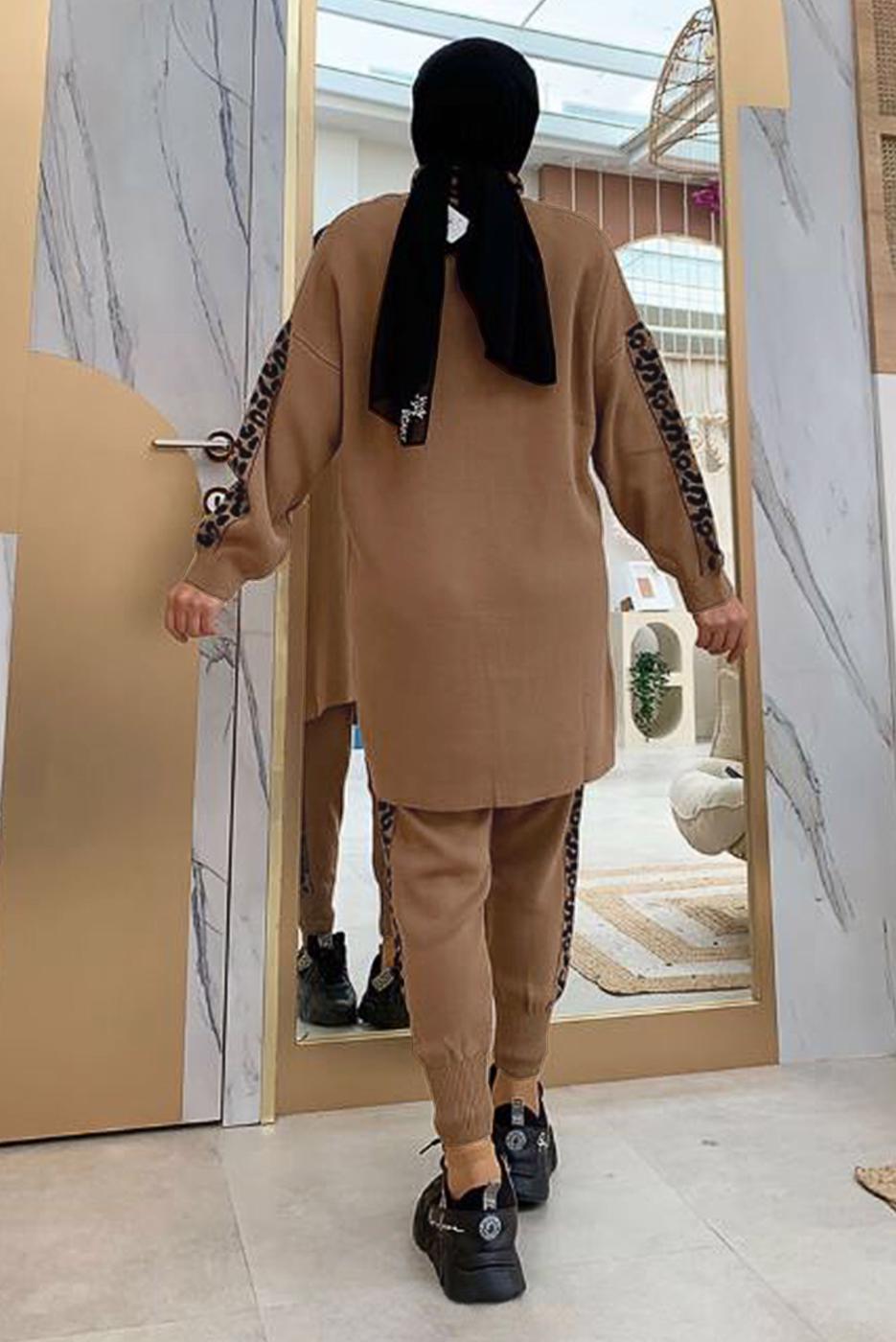 Tesettür giyim TABA DESENLİ İKİLİ TRİKO TAKIM 2834 