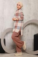 Tesettür giyim PUDRA EKOSE PANTOLONLU TRİKO TAKIM 7292