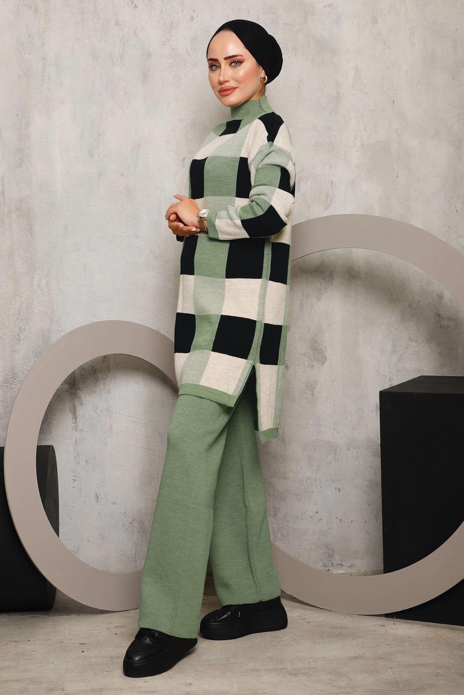 Tesettür giyim YEŞİL EKOSE PANTOLONLU TRİKO TAKIM 7292