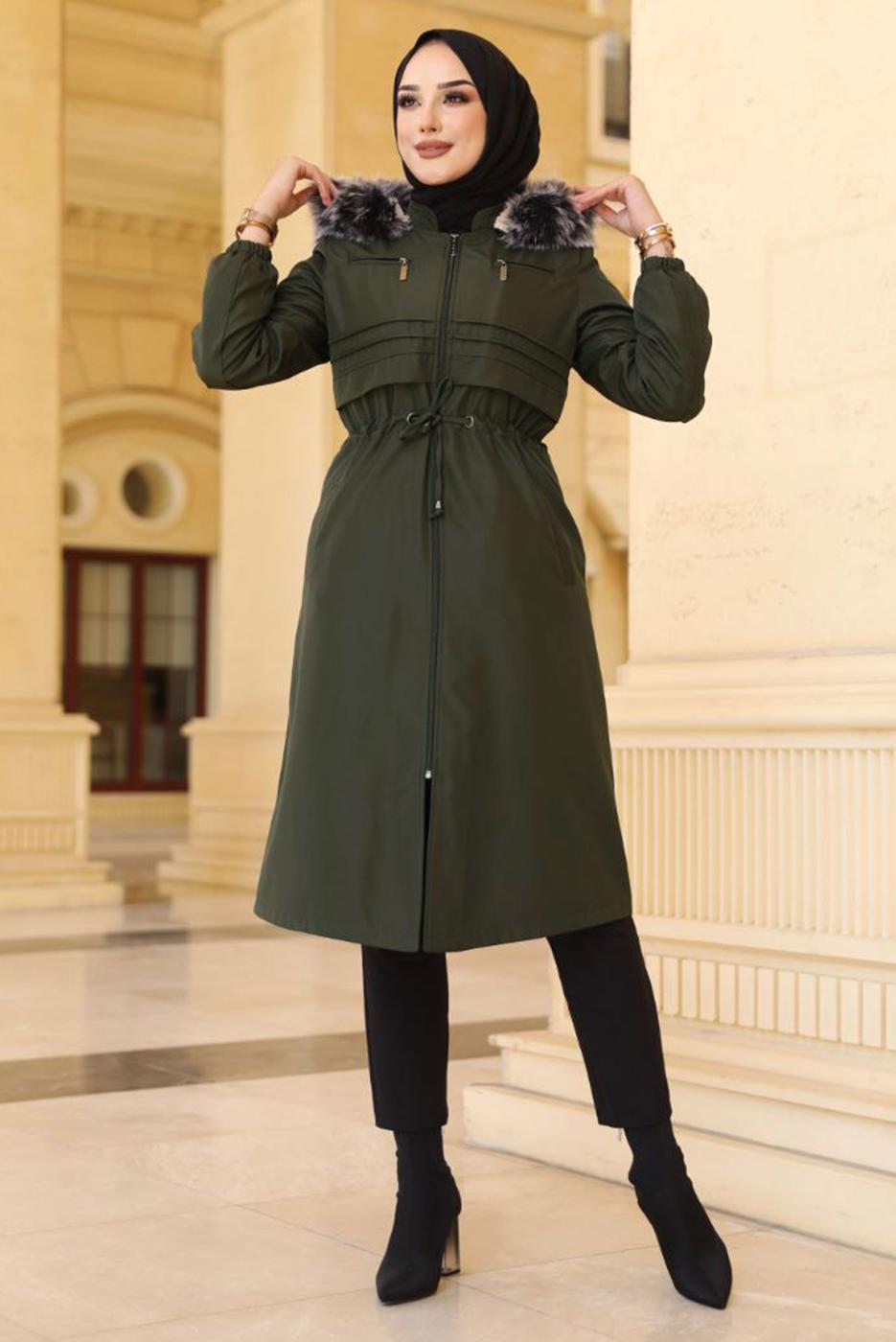 Tesettür giyim HAKİ BELİ BÜZGÜLÜ KAPÜŞONLU KABAN 0057
