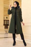 Tesettür giyim HAKİ BELİ BÜZGÜLÜ KAPÜŞONLU KABAN 0057