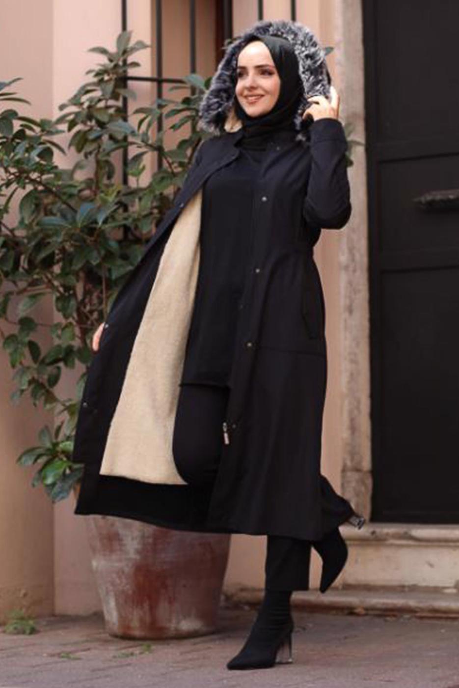 Tesettür giyim SİYAH FERMUARLI KAPÜŞONLU KABAN 0383 