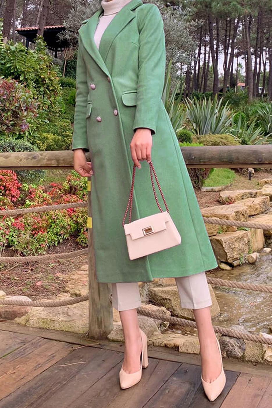 Tesettür giyim YEŞİL KRUVAZE YAKA DÜĞMELİ KABAN 0677 