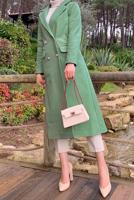 Tesettür giyim YEŞİL KRUVAZE YAKA DÜĞMELİ KABAN 0677 