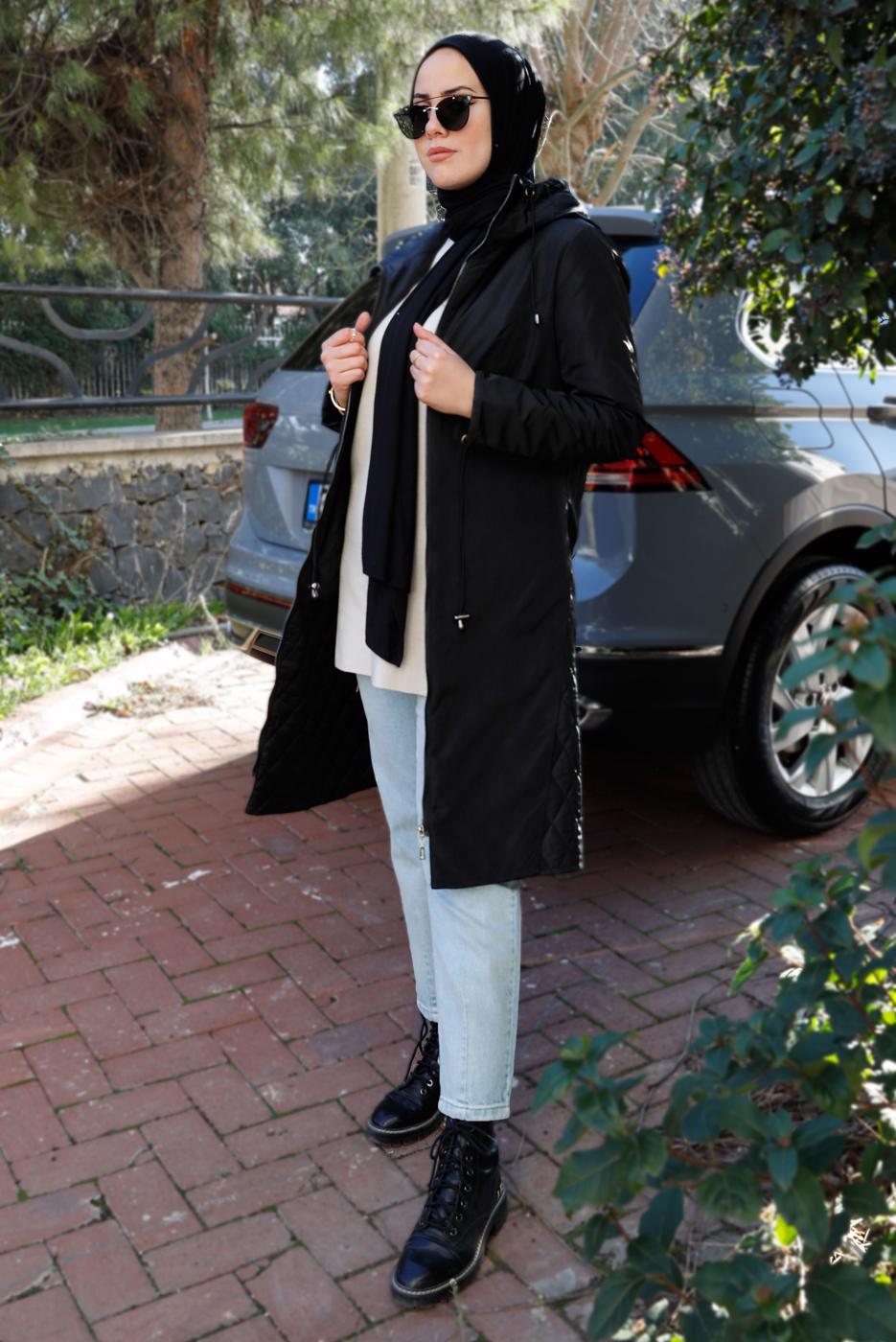 Tesettür giyim SİYAH KAPİTONE DETAYLI KAPÜŞONLU KABAN 0911 