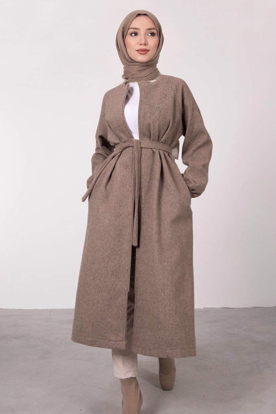 Tesettür giyim VİZON MANŞETLERİ LASTİKLİ KUŞAKLI KABAN 2285 