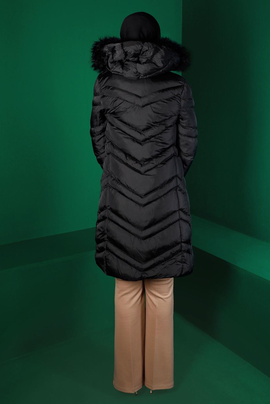 Tesettür giyim SİYAH KAPÜŞONLU FERMUARLI ŞİŞME KABAN 3030