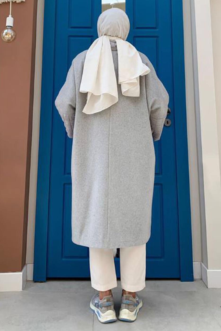 Tesettür giyim GRİ KAPİTONE DETAYLI KAŞE KABAN 6077  