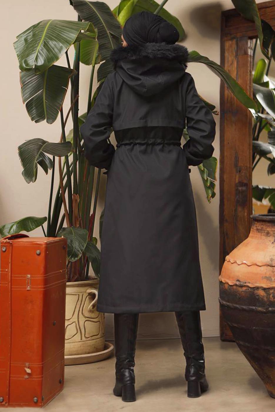 Tesettür giyim SİYAH MANŞETLERİ LASTİKLİ KAPÜŞONLU KABAN 7029	