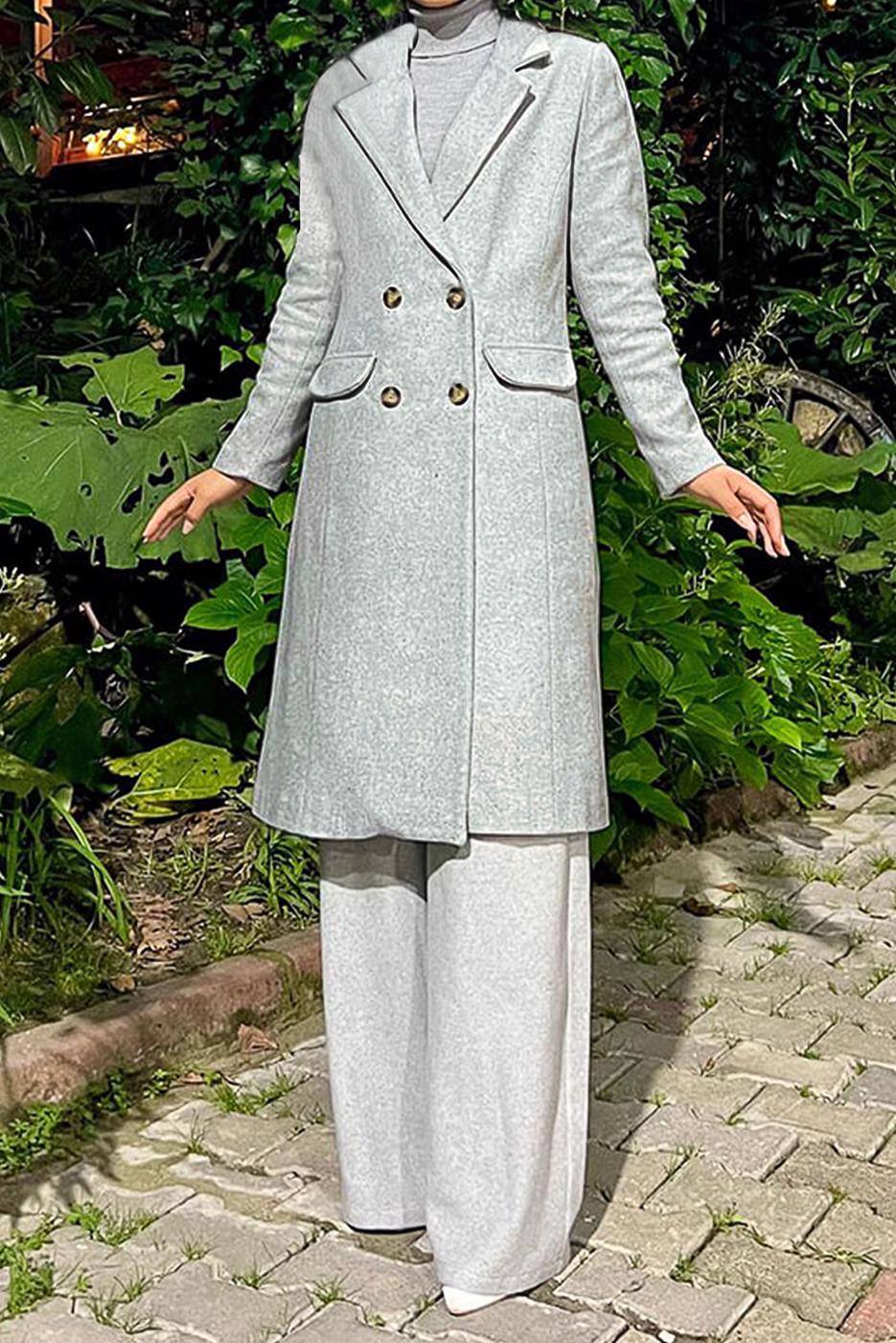 Tesettür giyim GRİ KRUVAZE YAKA KAŞE KABAN 7077