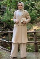 Tesettür giyim BEJ KRUVAZE YAKA KAŞE KABAN 7077