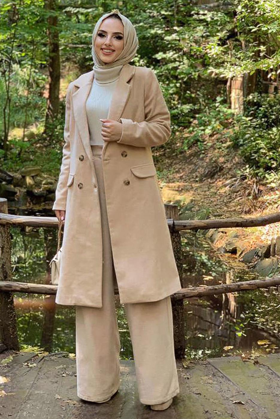 Tesettür giyim BEJ KRUVAZE YAKA KAŞE KABAN 7077