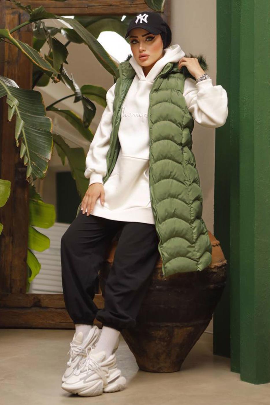 Tesettür giyim YEŞİL KAPÜŞONLU KÜRKLÜ ŞİŞME YELEK 7429