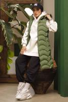 Tesettür giyim YEŞİL KAPÜŞONLU KÜRKLÜ ŞİŞME YELEK 7429