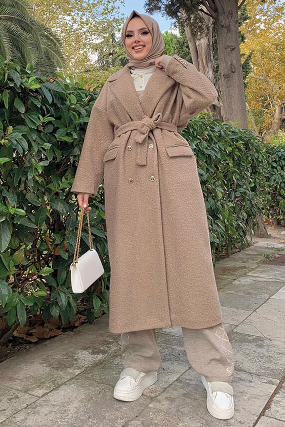 Tesettür giyim VİZON KUŞAKLI DÜĞMELİ MANTO 7877