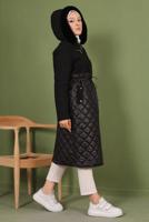 Tesettür giyim SİYAH KAPÜŞONLU BELİ LASTİKLİ  KABAN T 8483