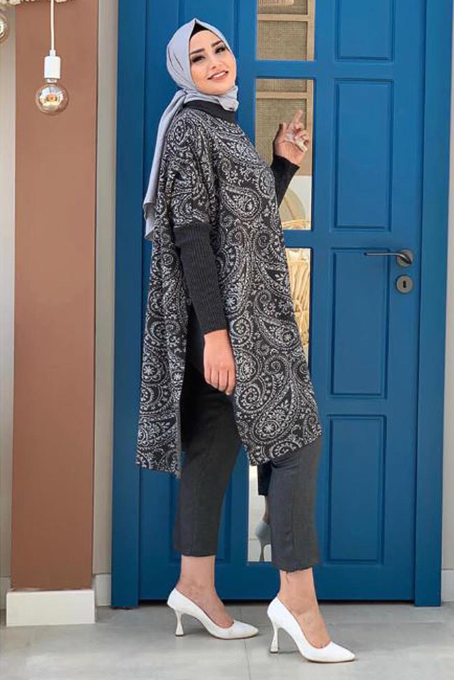 Tesettür giyim GRİ YIRTMAÇLI DESENLİ PANÇO 44112