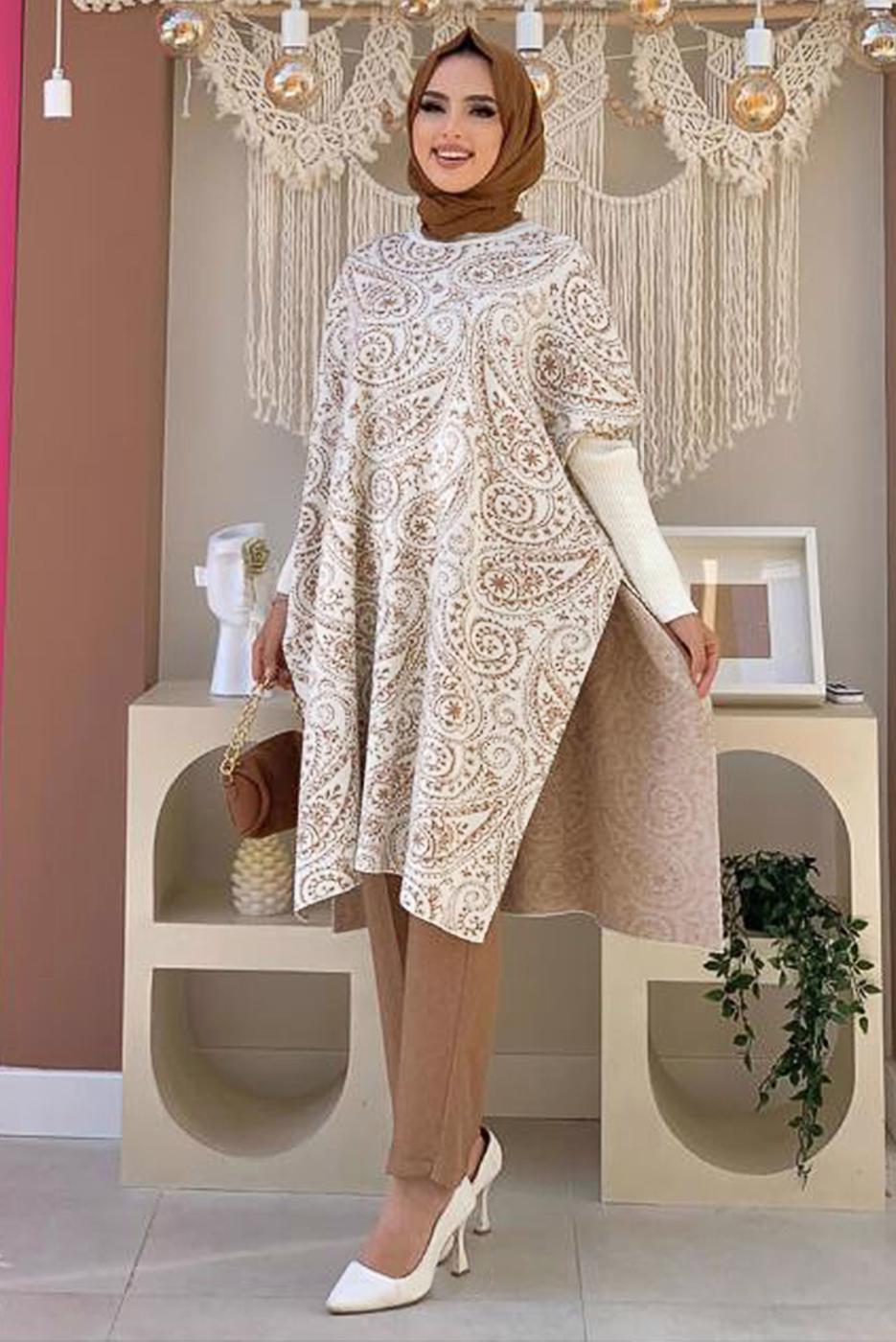 Tesettür giyim EKRU YIRTMAÇLI DESENLİ PANÇO 44112
