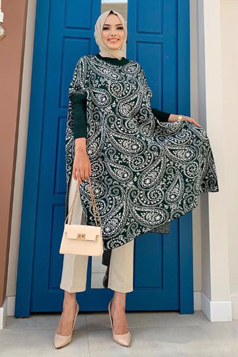 Hijab clothing GREEN PATTERNED PONCHO WITH SLITS 44112
