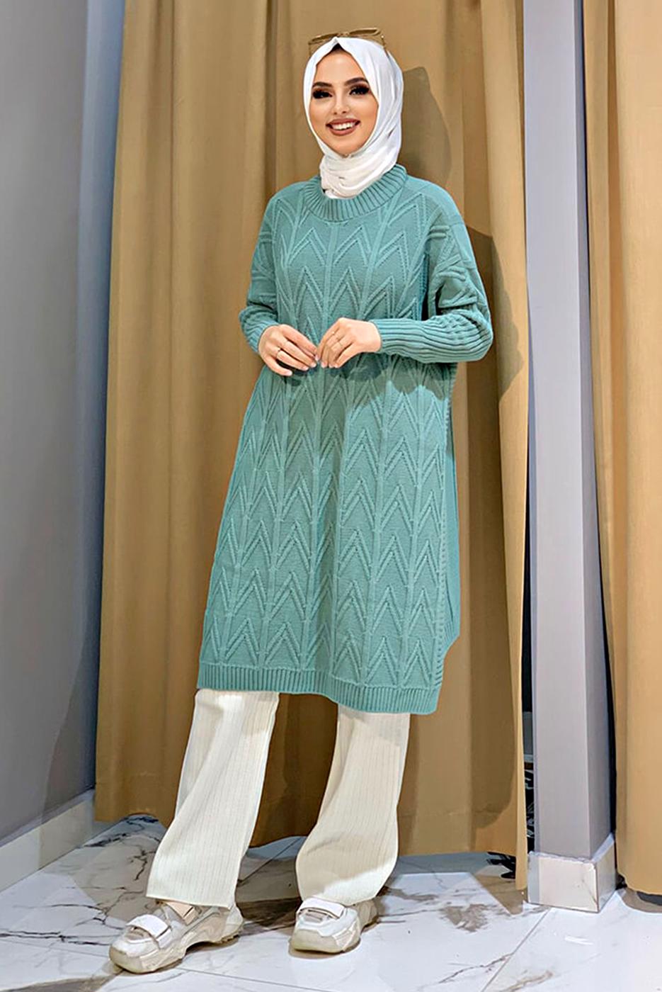 Tesettür giyim YEŞİL KENDİNDEN DESENLİ TRİKO PANÇO 83112	