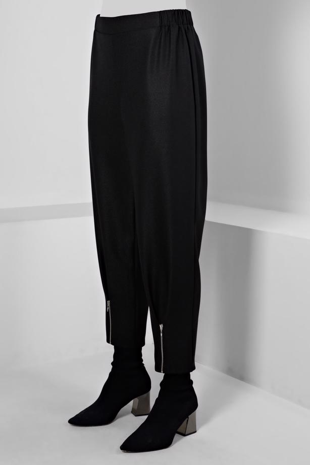 Tesettür giyim SİYAH ALVİNA FERMUAR DETAYLI PANTOLON T 70438 - TRENDTESETTÜR