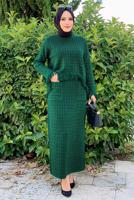 Tesettür giyim YEŞİL PÜSKÜLLÜ CEPLİ TRİKO ETEKLİ TAKIM 02102